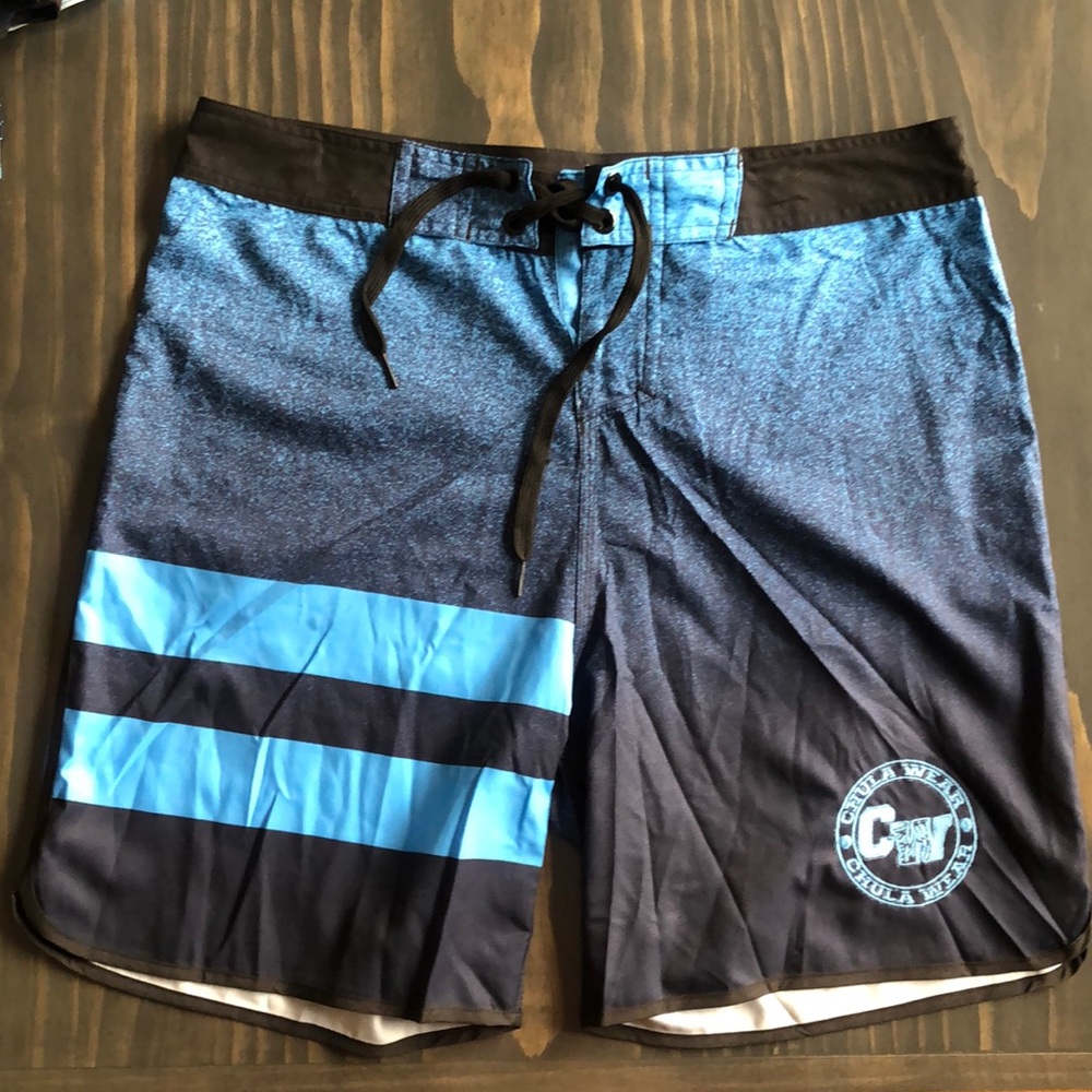 Brand new (no tags) Chula Wear Board Shorts (32)